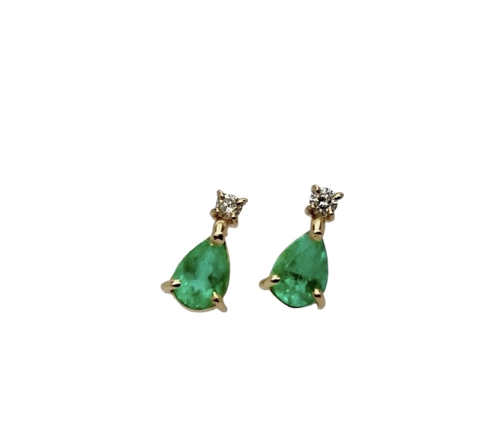 Aretes en oro con esmeralda y diamantes
